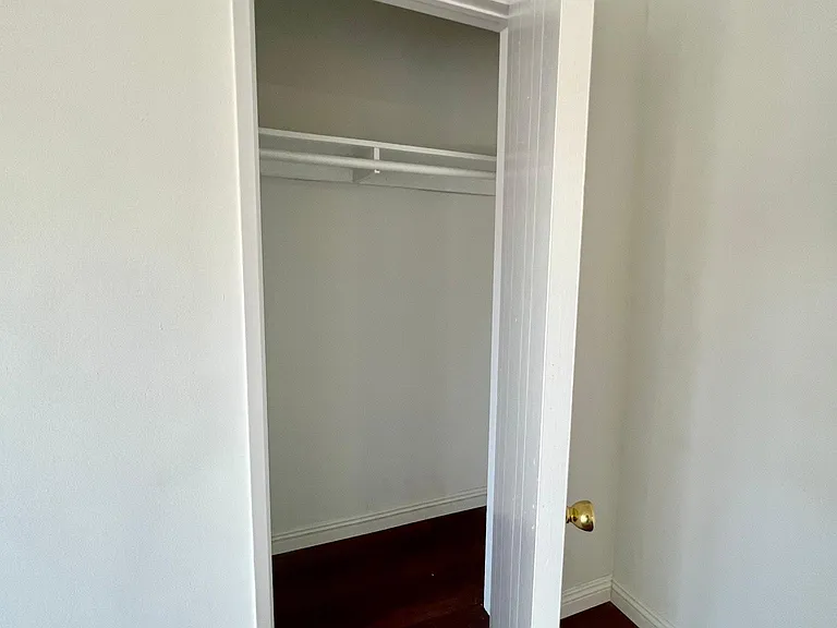 16112 Van Ness Ave #6 — Photo 6