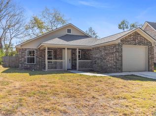 501 S Bradford St, Gilmer, TX 75644