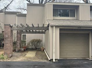 Audubon Square, Memphis, TN 38117