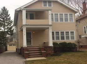 1237 Marlowe Ave, Lakewood, OH