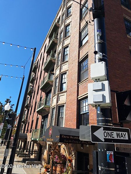 2nd image of 352 State Street #6A