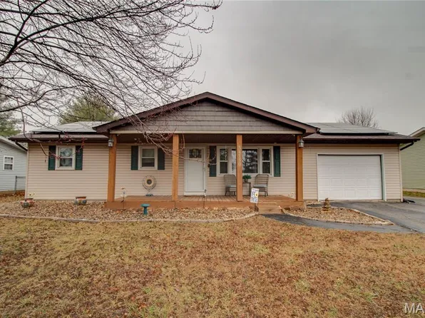34150 Teakwood Pl, Brighton, IL 62012