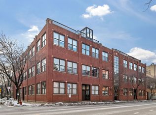 1101 W Armitage Ave APT 204, Chicago, IL 60614