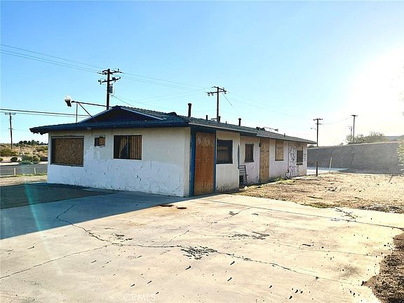 5th image of 15720 Mojave Dr
