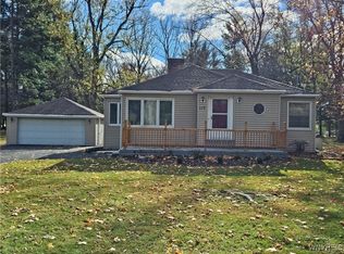 117 Blossom Rd, Buffalo, NY 14224