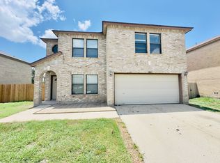 1900 Grassland Dr, Leander, TX 78641
