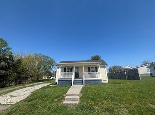 123 Cowan St, Radford, VA 24141