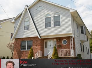 352 Plainfield Ave, Floral Park, NY 11001