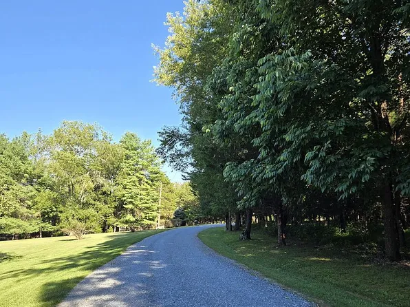 00 Kevin Dr, Goode, VA 24556