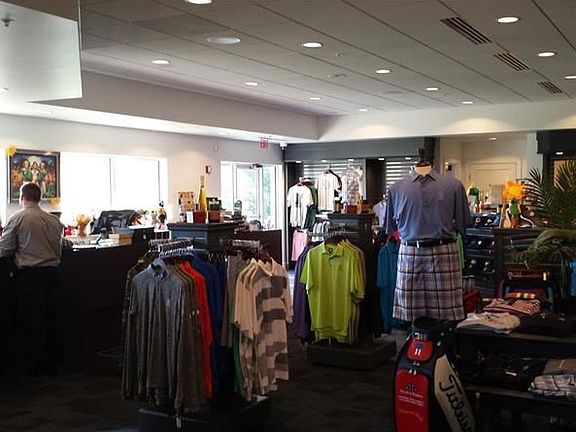 4th image of 5504 Terrain De Golf Dr