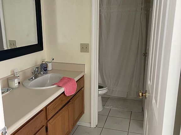 5th image of 507 Newport Dr