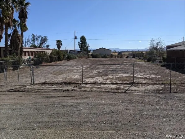 2200 E Lone Star Dr, Mohave Valley, AZ 86440