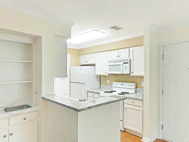 3115 Pine Heights Dr NE — Photo 14