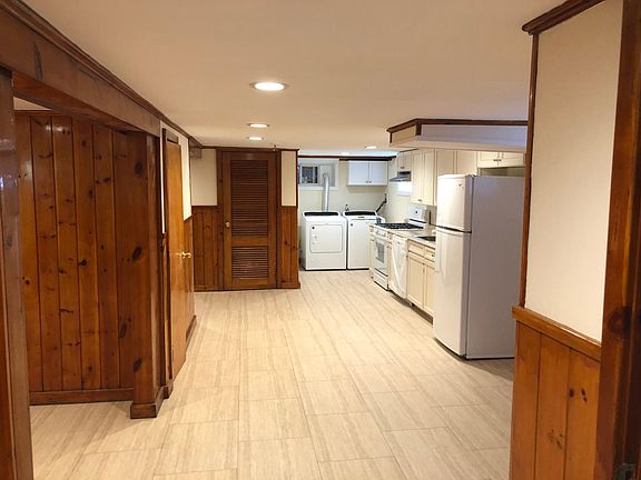 Large Kitchen Area 