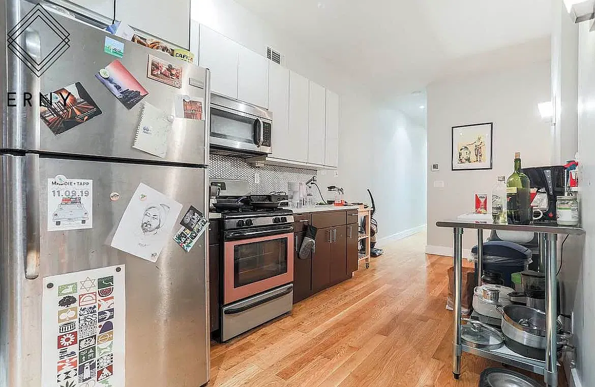 240 Madison Street — Photo 2
