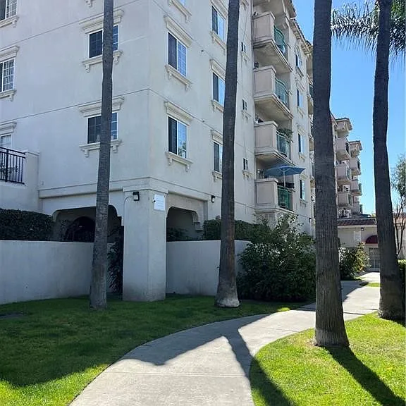 7018 Rita Ave — Photo 3