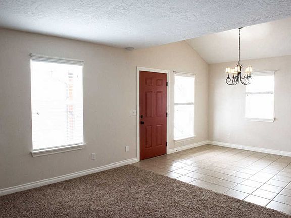 5th image of 2905 Oshaughnesy St Unit 108