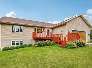 102 Cheney Ave, Endeavor, WI 53930
