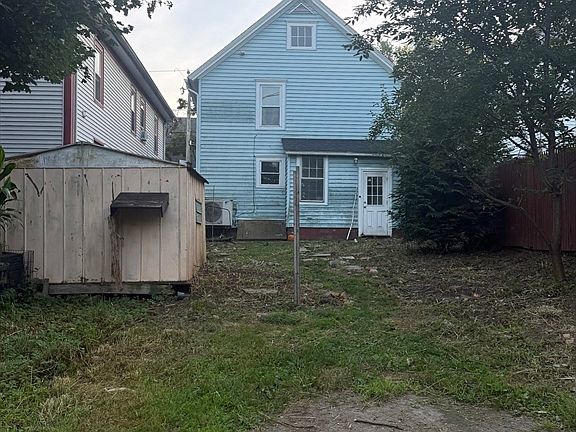 2nd image of 97 2nd St