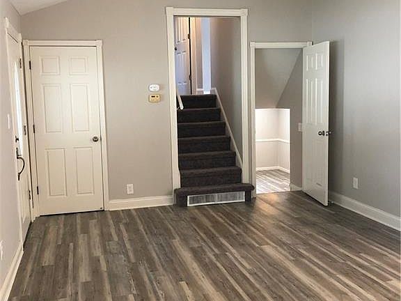2nd image of 6525 Lockhaven Dr