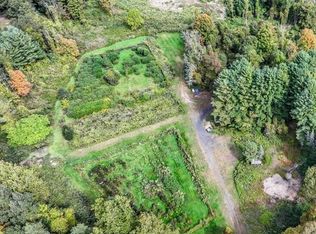 651 Redding Rd, Redding, CT 06896