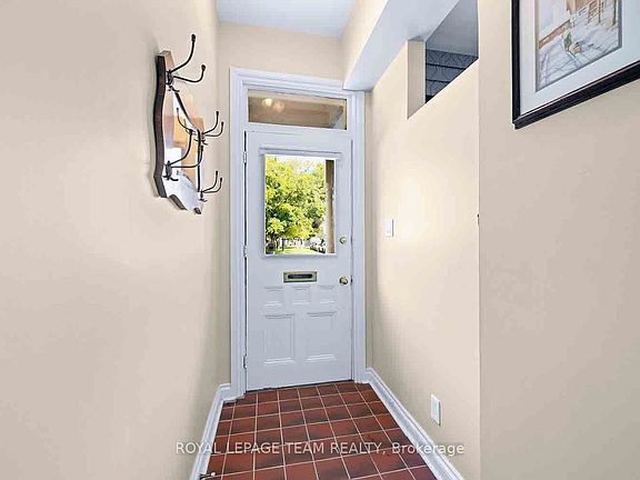 2nd image of 236 Cathcart St