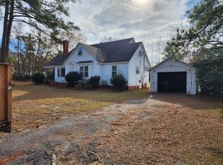 202 E 3rd Ave, Lake View, SC 29563