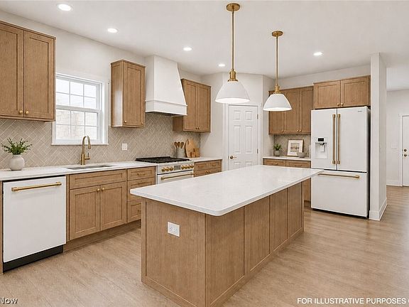 4th image of 3706 Turfside Cir