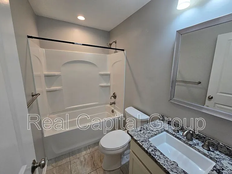 2 Old Tower Ln #C — Photo 20