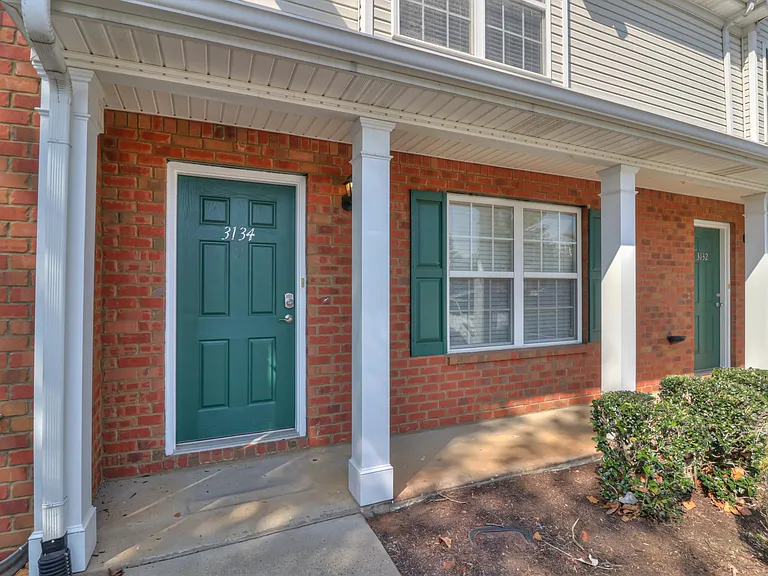 3134 Prater Ct — Photo 2