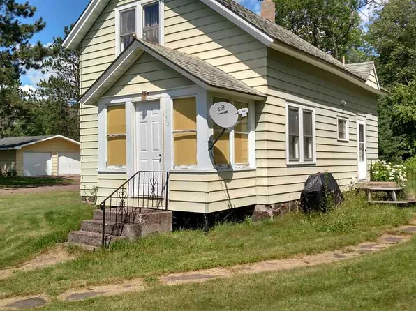 1304 Superior St, Wakefield, MI 49968