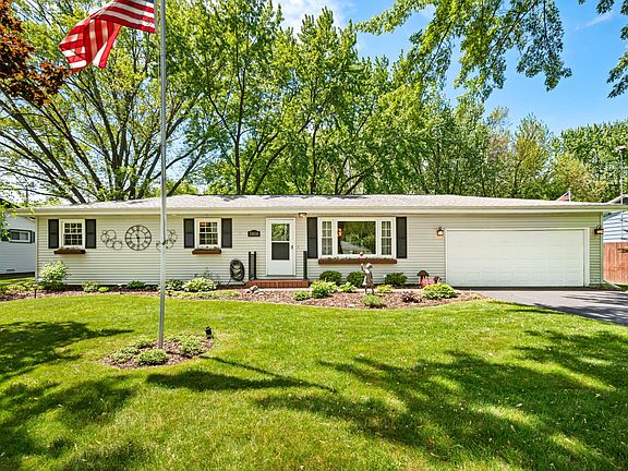 2nd image of 3810 Southfield Dr