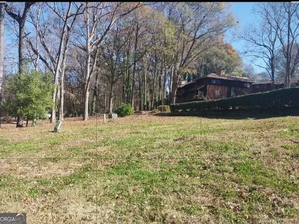 11 Quail Run, Decatur, GA 30035