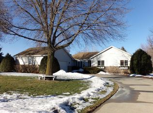 1800 Greenhaven Ln NE, Owatonna, MN 55060