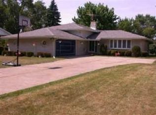 1844 W 58th Ave, Merrillville, IN 46410