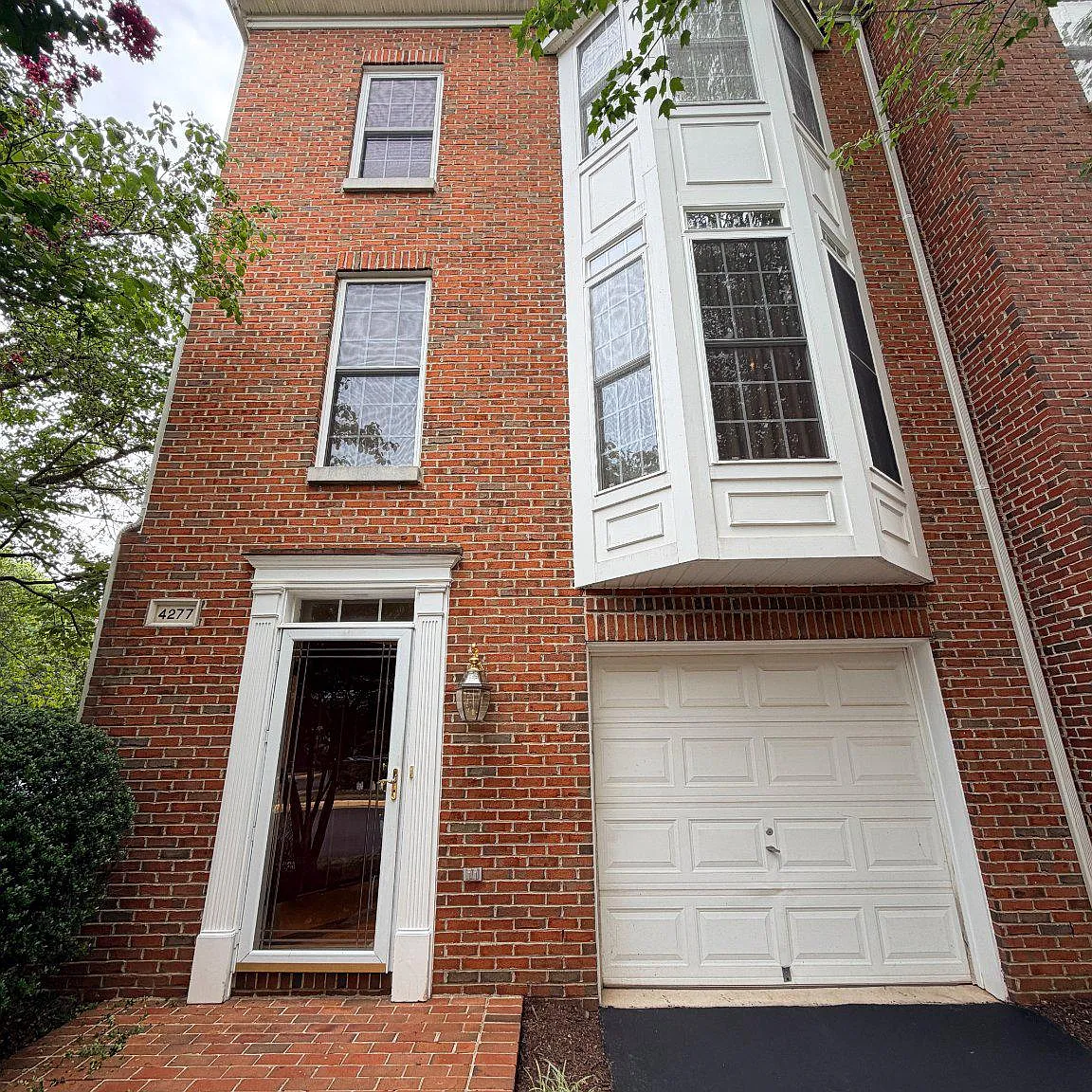 3 bed, 3.5 bath, 1784 sqft, $3,300 — Photo 1