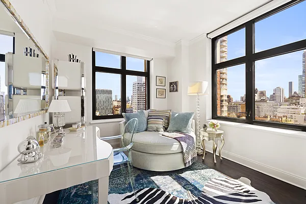 Sold by Corcoran | media 7