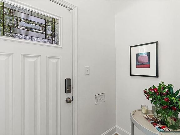 5th image of 7127 Jefferson St