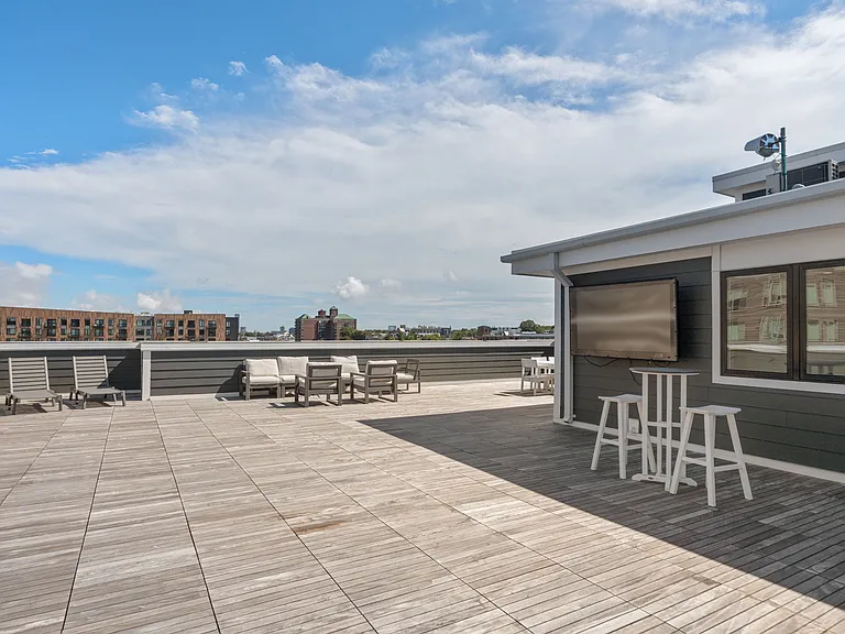 50 Hichborn St #101A — Photo 20