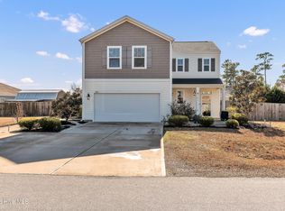 102 Tralee Pl, Holly Ridge, NC 28445