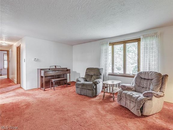 2nd image of 79 Ernest Dr