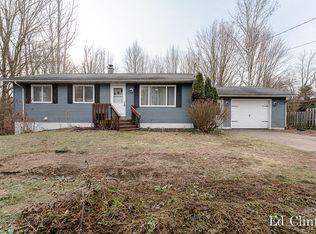 1811 E Pontaluna Rd, Spring Lake, MI 49456