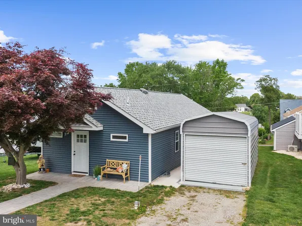 13 Pennsylvania Ave, Earleville, MD 21919