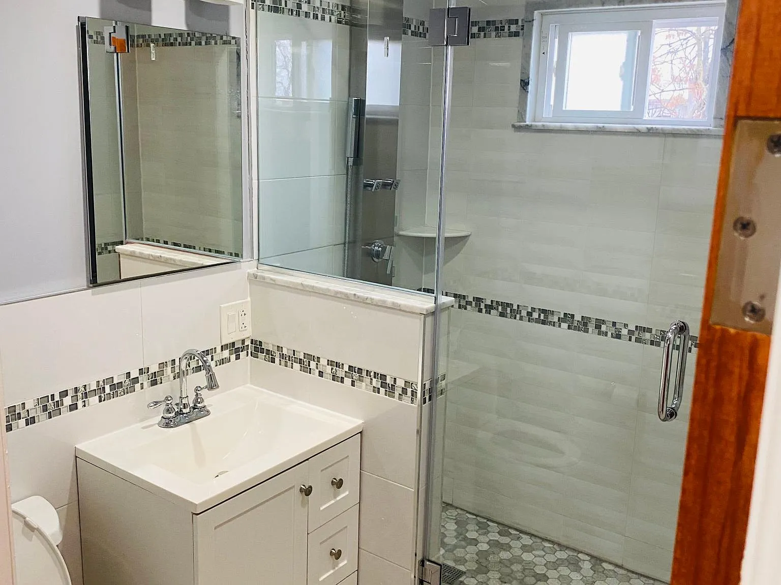 3 bed, 1440 sqft, $3,495 — Photo 3