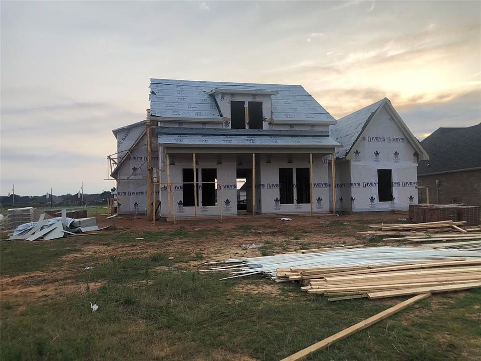 2nd image of 11 Forsythe Blvd