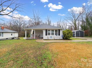 211 E Ohio Ave, Bessemer City, NC 28016