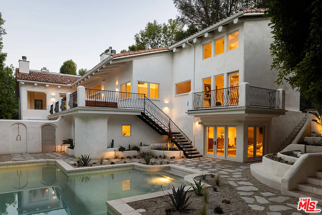 6 bed, 7.5 bath, 8205 sqft, $52,500 — Photo 1