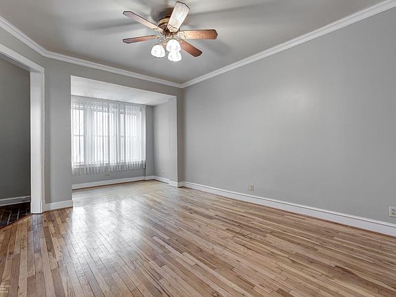 3rd image of 4032 N Central Ave #2R