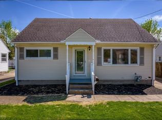 218 Lehigh Ave, Cuyahoga Falls, OH 44221