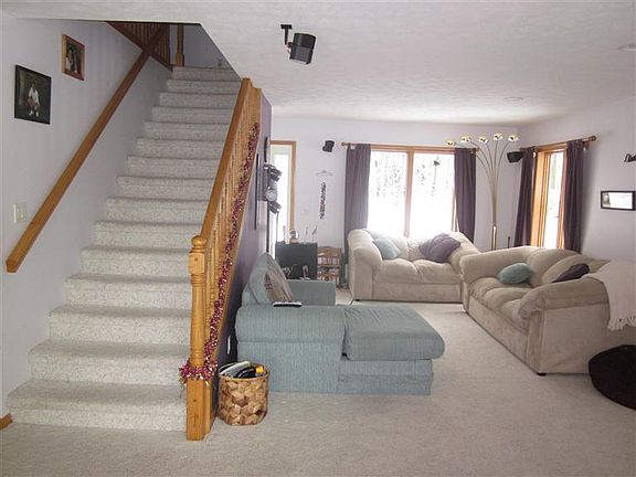 4th image of 6710 Birchshore Dr